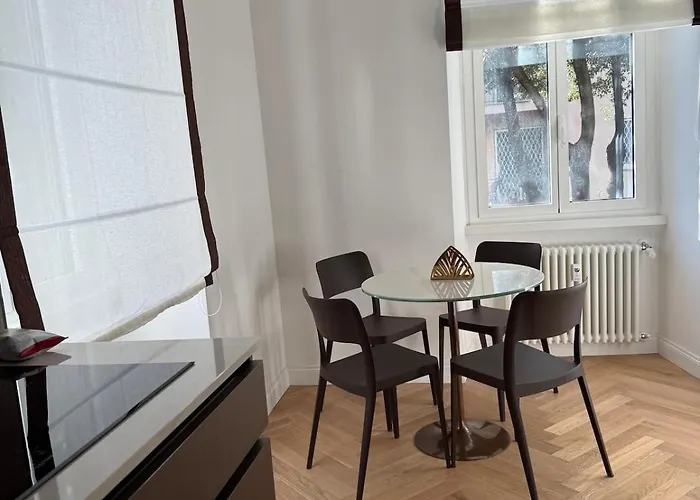 Luxury Modern In Quartiere Trieste, Apartamento Roma